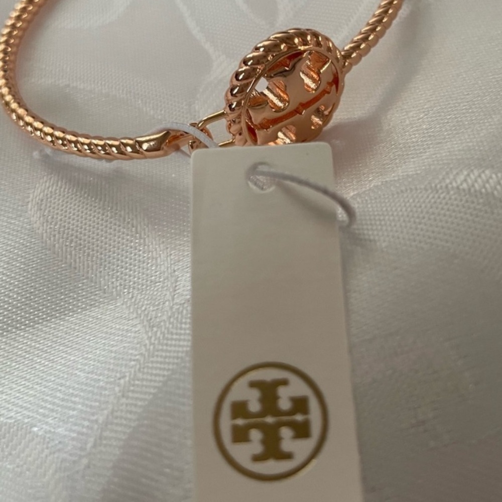 Tory Burch rose gold bracelet bangle NWT - Picture 5 of 9